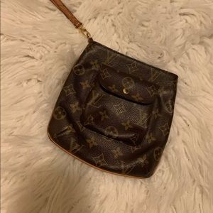 Authentic Louis Vuitton partition wristlet